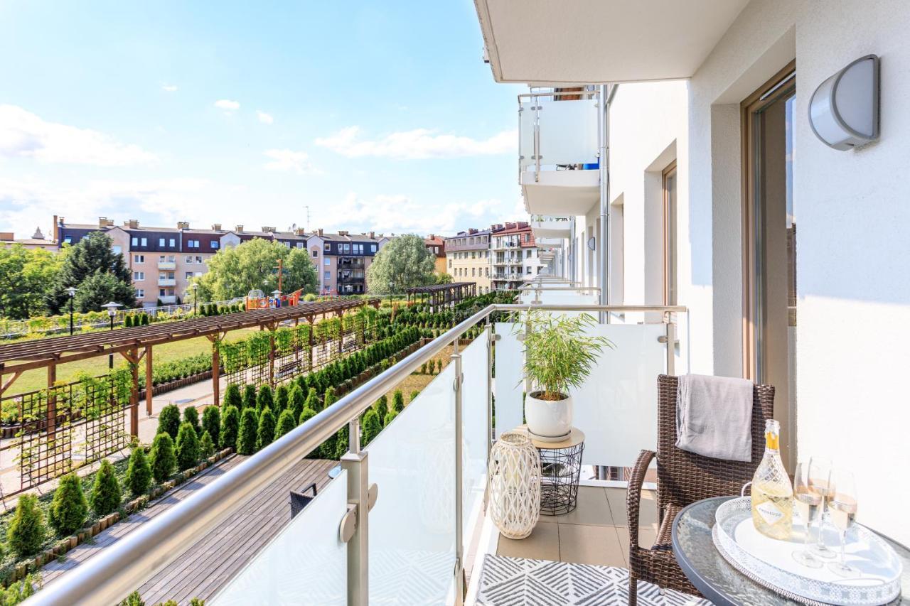 Apartament "Anna" - Kwartal Rozy Wiatrow, 15 Min Spacerem Od Plazy Świnoujście Buitenkant foto