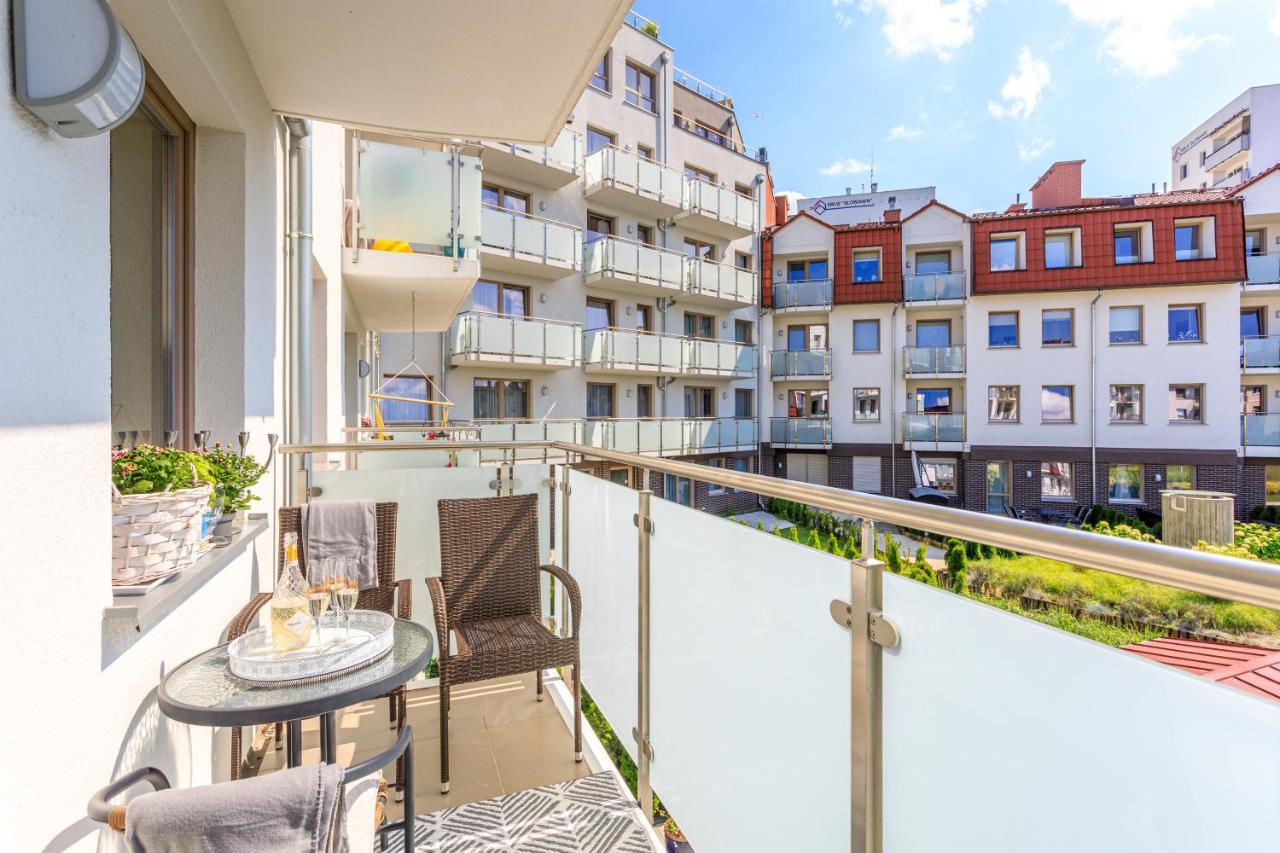 Apartament "Anna" - Kwartal Rozy Wiatrow, 15 Min Spacerem Od Plazy Świnoujście Buitenkant foto